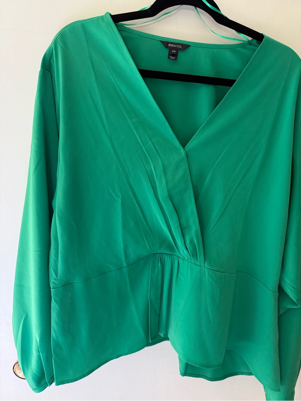 RW&CO. Emerald Green V-Neck Draped Blouse